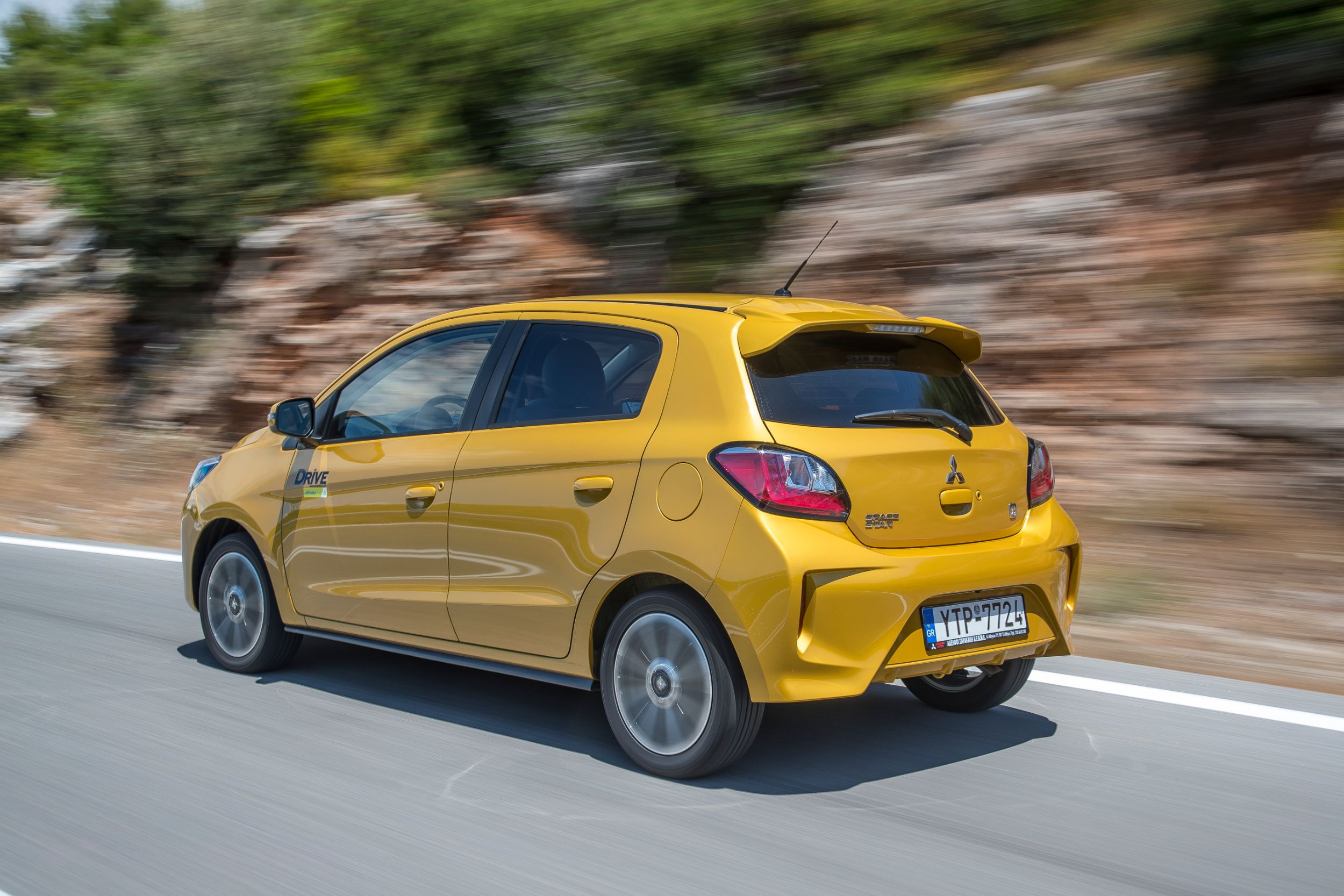 Test drive Mitsubishi Space Star 1.2 MIVEC Drive